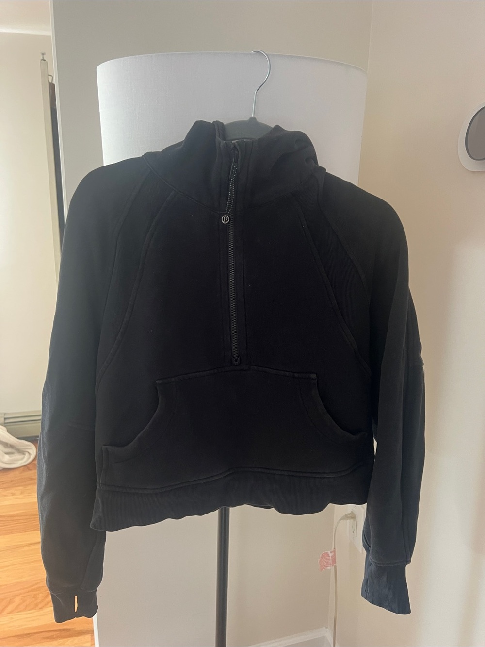 LULULEMON BLACK QUARTER ZIP SCUBA HOODIE